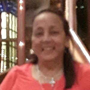 Meet your Posher, Dina